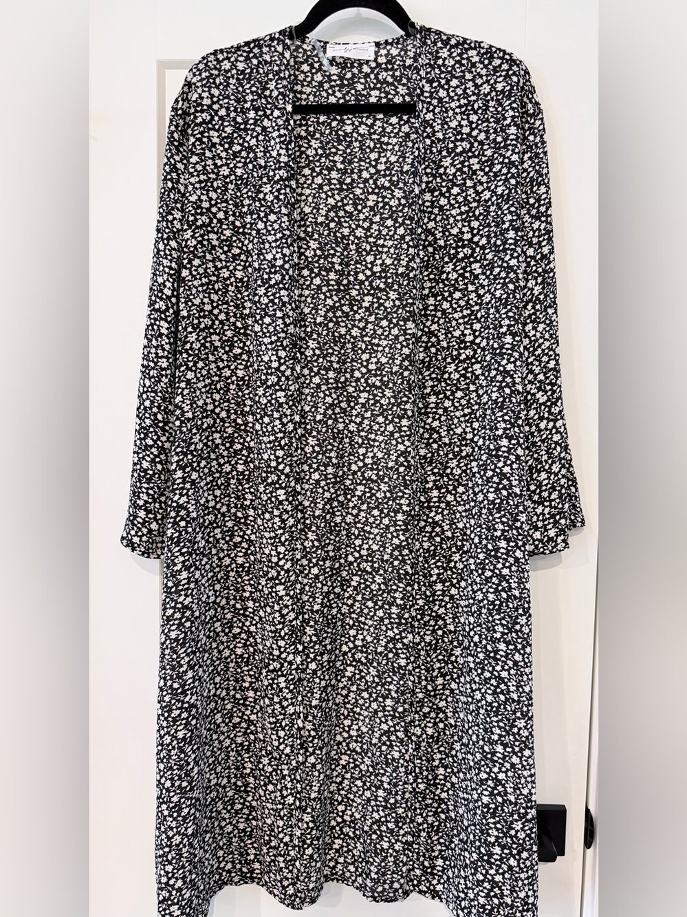 Brand New Black Floral CJLA Kimono - size M